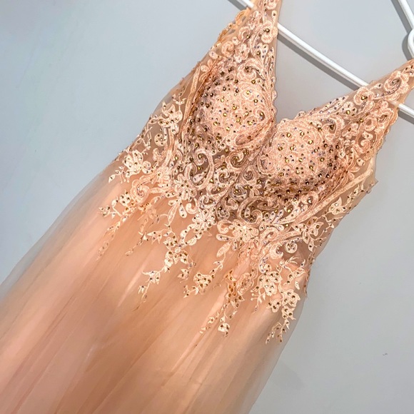 Fancy dress - Picture 5 of 7